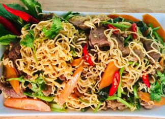 Hướng dẫn cách làm mì xào bò rau cải ‘chuẩn chef’ vừa nhanh, vừa tiện