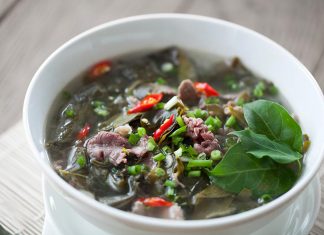 Mách bạn món quen mà lạ – Canh thịt bò lá lốt