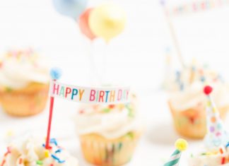 Cách làm bánh cupcake sinh nhật siêu đáng yêu, cực đơn giản