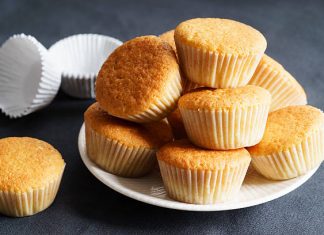 Cách làm bánh cupcake bằng lò nướng với nguyên liệu dễ tìm nhất