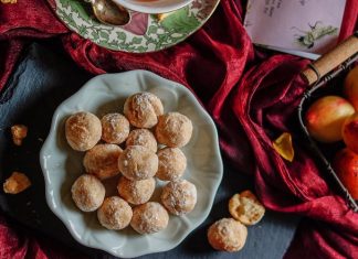 Cách làm bánh nhãn bằng bột mì đơn giản mà ngon miễn chê