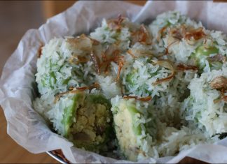 Vào bếp trổ tài cùng cách làm xôi khúc lá dứa đãi cả nhà ngày cuối tuần