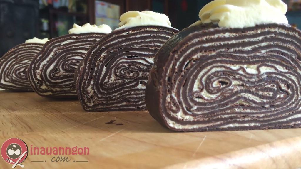 Hướng dẫn cách làm bánh crepe ngàn lớp socola xoắn ốc