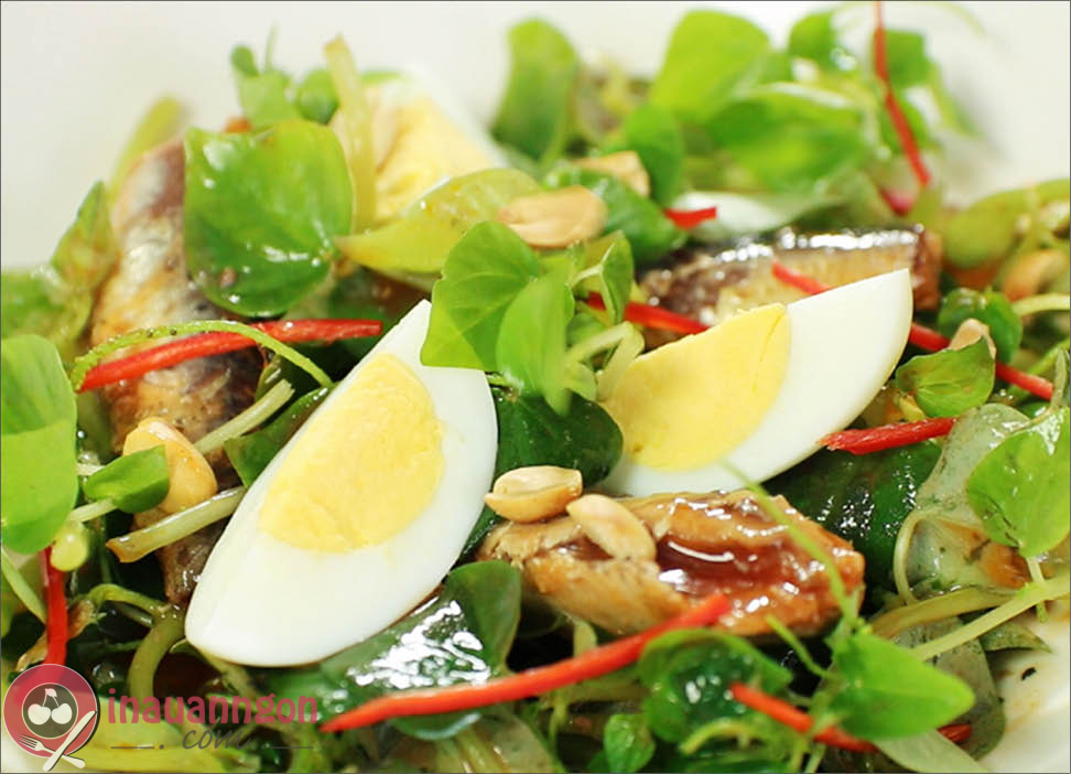 Món salad rau càng cua trứng gà ăn dinh dưỡng, không tăng cân