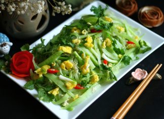 Cách làm bầu xào trứng béo thơm ăn ngon miệng