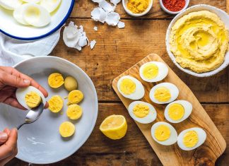 Trứng gà luộc bao nhiêu calo? Ăn trứng gà luộc có giúp giảm cân?