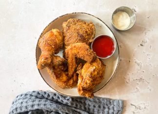 Mách chị em cách làm gà rán KFC ngon ngay tại nhà