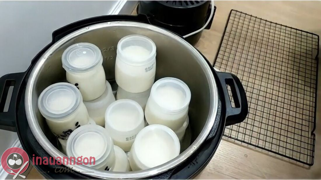 Ủ sữa chua bằng nồi cơm điện đơn giản, dễ thực hiện  