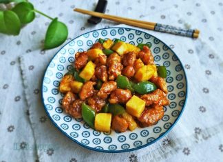 Thịt lợn xào dứa cho những ngày oi bức