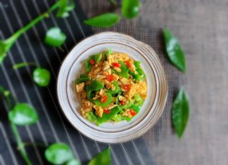 Ớt chuông xào trứng – Món ăn đơn giản, đủ chất